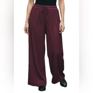 NWOT Pleated Maroon Stretch Pull‎ On Wide Leg Drawstring High Waist Pants Size M